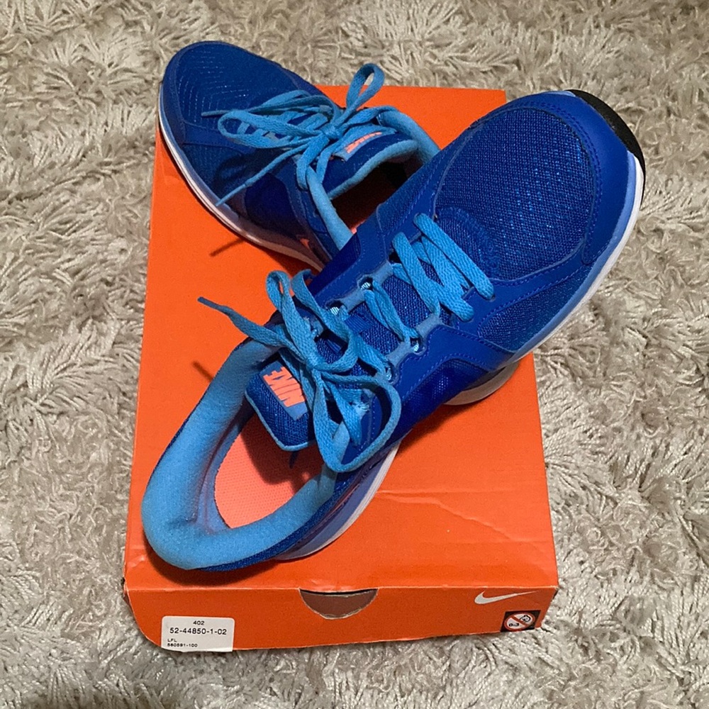 Nike womens blue running shoe size 10